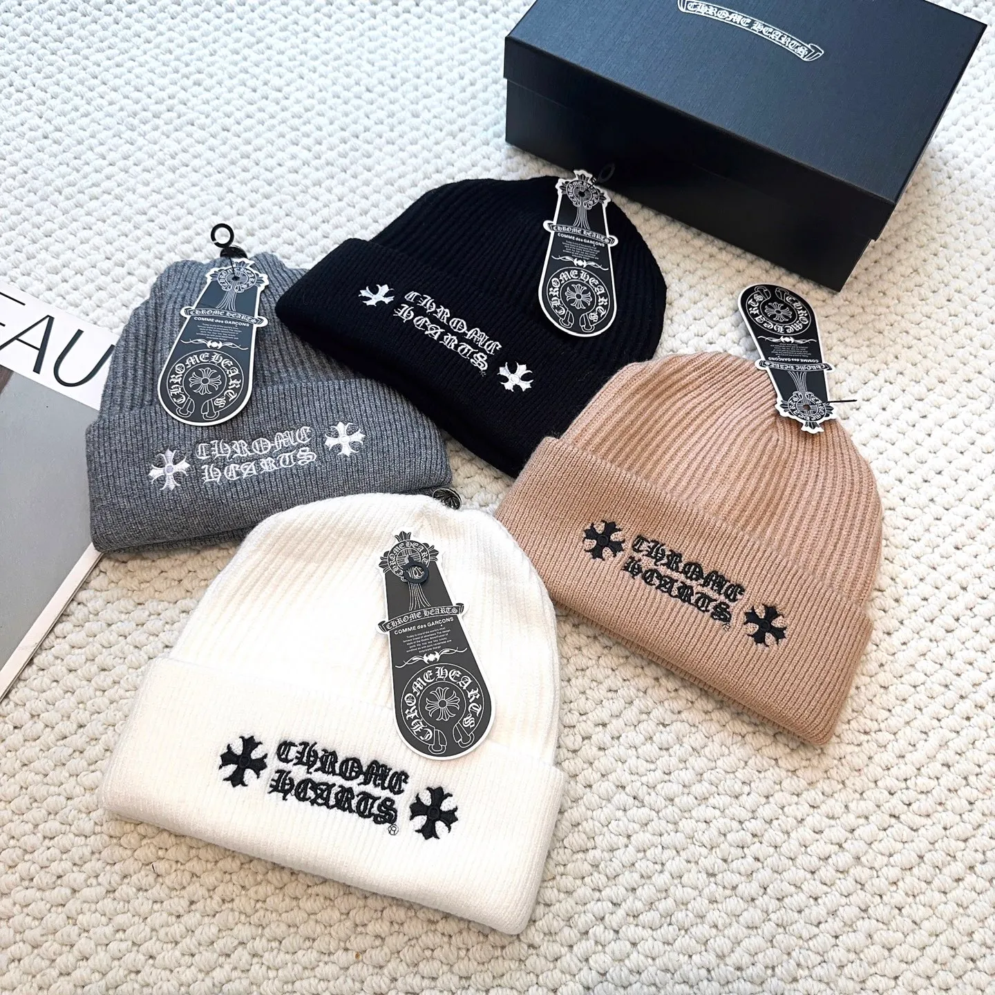 P50 🤍Chrome hearts new autumn and winter cross embroidered letter knitted hat🧶 One of the must-have hats in autumn and winter~ It really looks good on whoever wears it~, it is also a perfect match in black and white and gray in autumn~